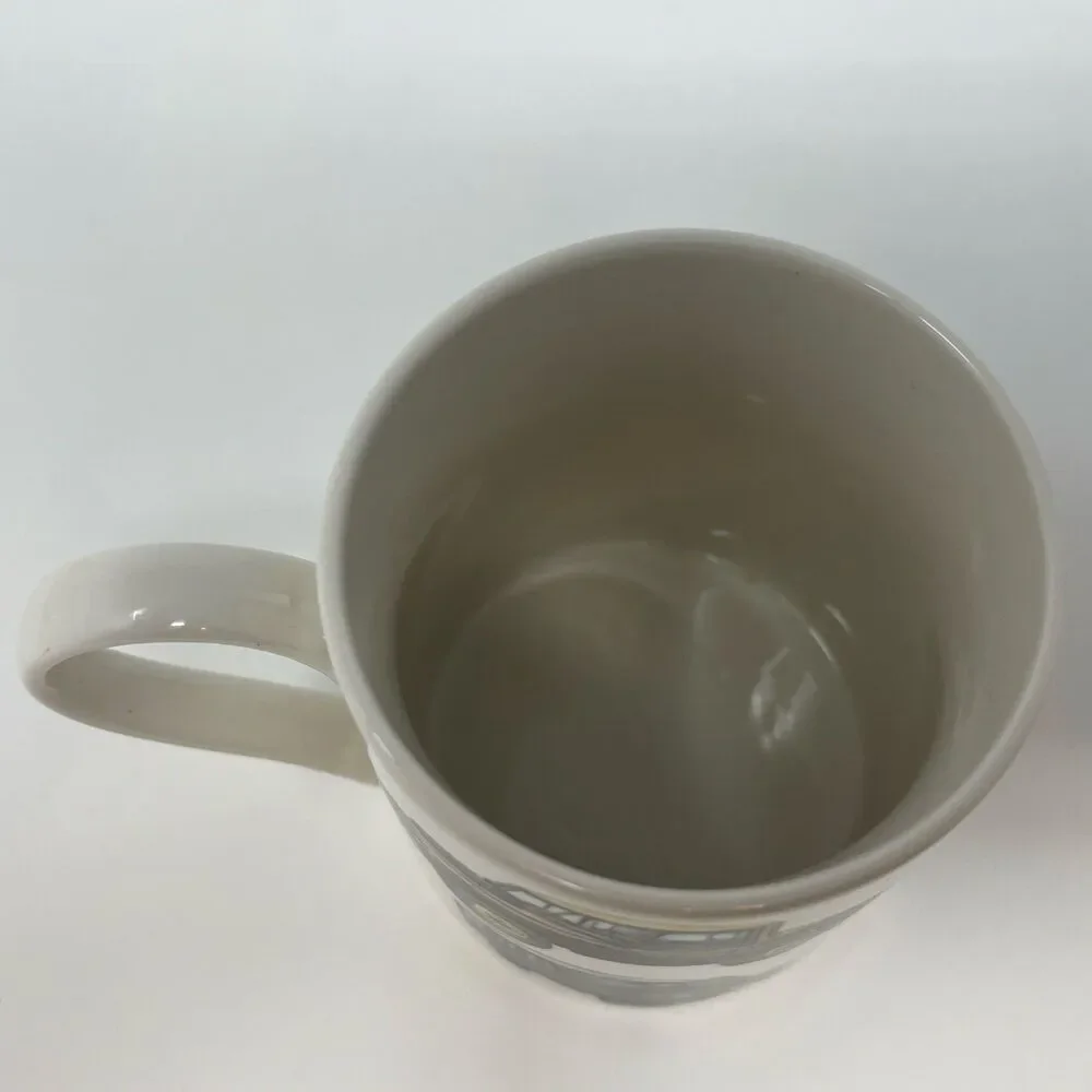 The Leonardo Collection Coffee Mug Cup 4 x 4 Landrover 4x4 Vintage Land Rover - Picture 5 of 6